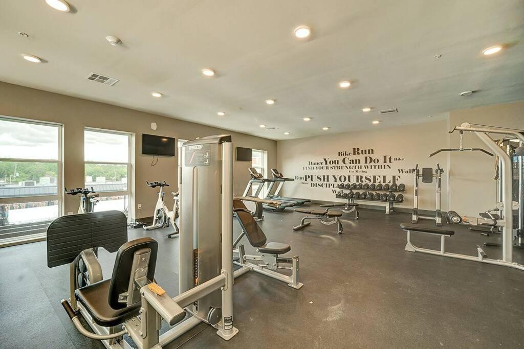 Apartamento Huge 2 Bed 2 Bath Easy Ride To Nyc & Parking Hackensack Exterior foto