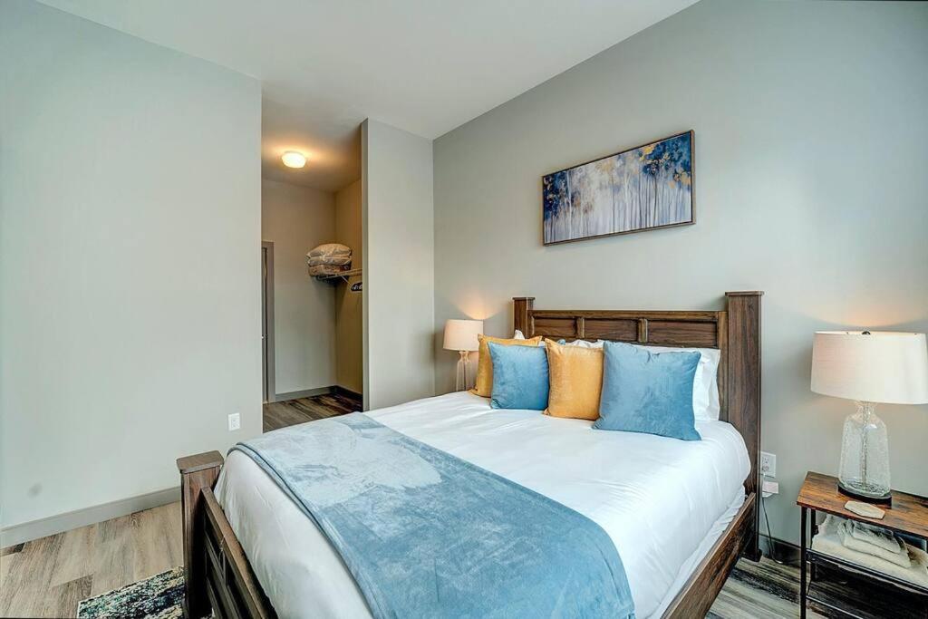 Apartamento Huge 2 Bed 2 Bath Easy Ride To Nyc & Parking Hackensack Exterior foto